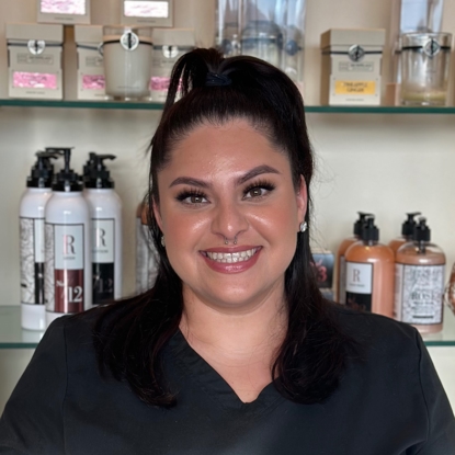 Perla  C. Photo