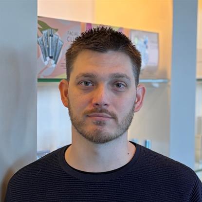 Joshua  M. Photo